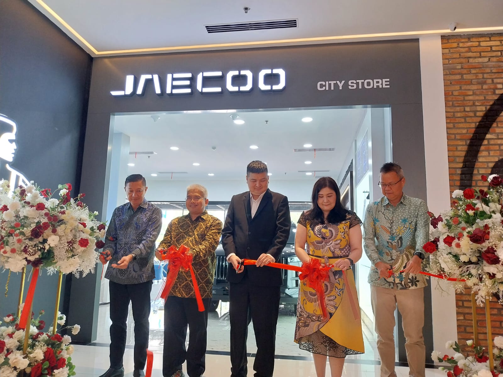 RESMIKAN : JAECOO City Store Pontianak yang berlokasi di Ayani Mega Mall diresmikan.