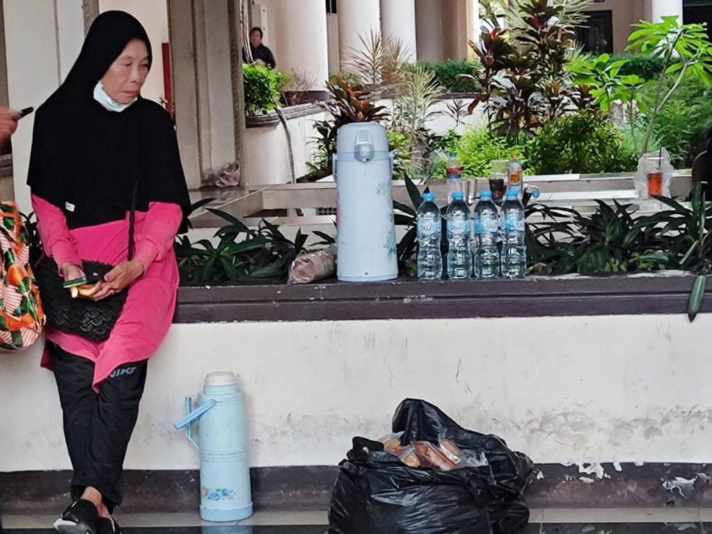 PKL Dadakan sering muncul pada saat aksi demo berlangsung.