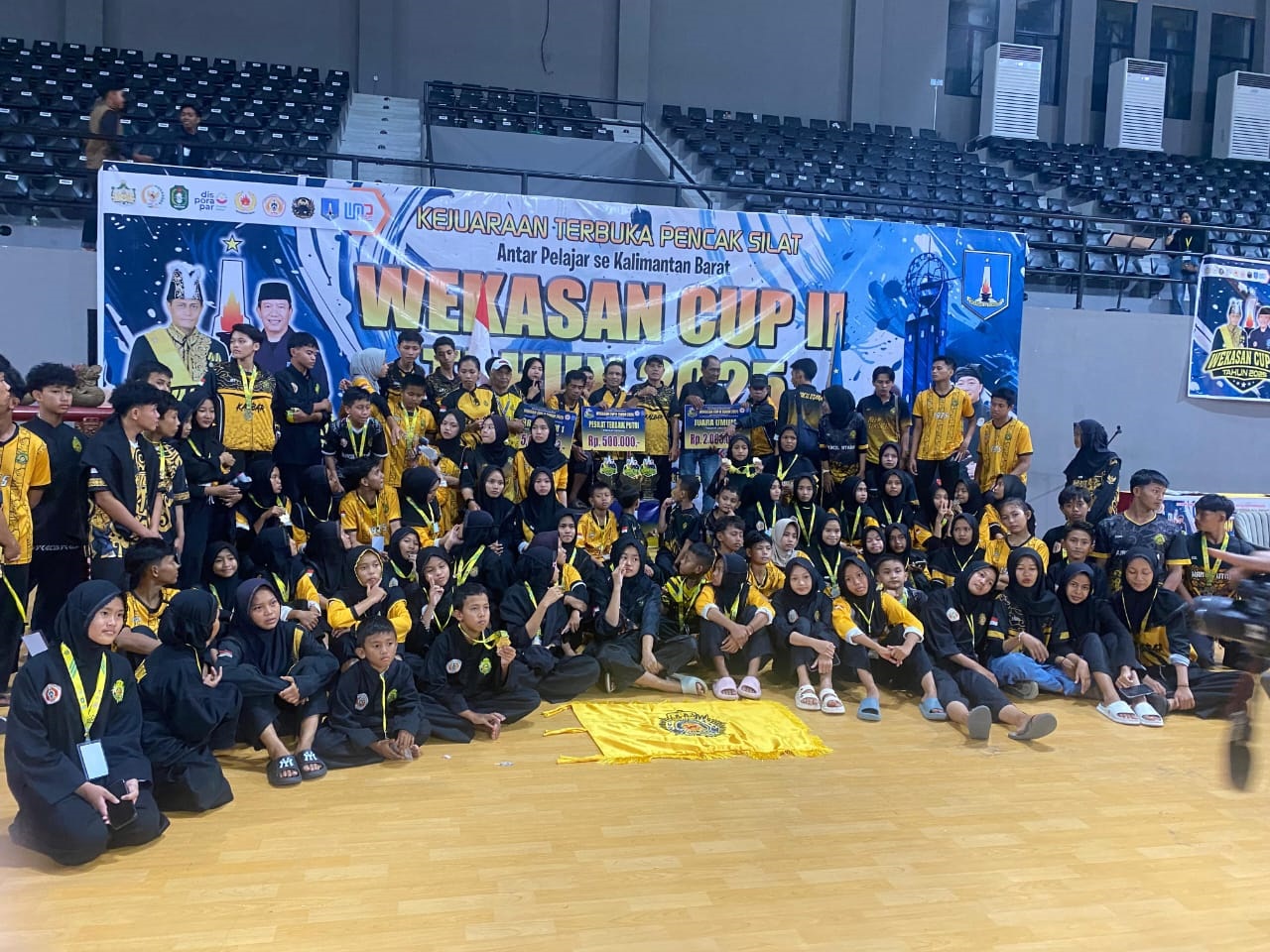 Perguruan Kancil Utara menyabet juara umum dari seluruh kategori dalam Kejuaraan Pelajar se-Kalbar bertajuk Wekasan Cup 2025.