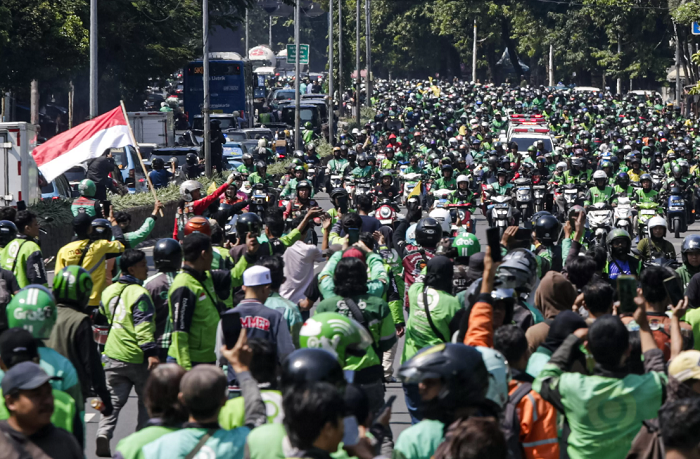 PEMAKAMAN: Prosesi pemakaman pengemudi ojek online Affan Kurniawan ke TPU Karet Bivak di Jakarta, Jumat (29/8/2025).