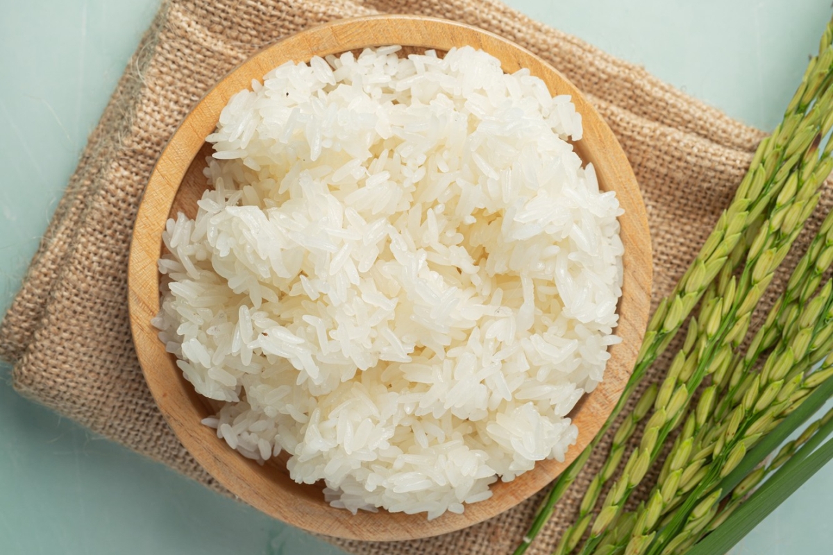 Cara memasak nasi agar matang sempurna dan tidak cepat basi.
