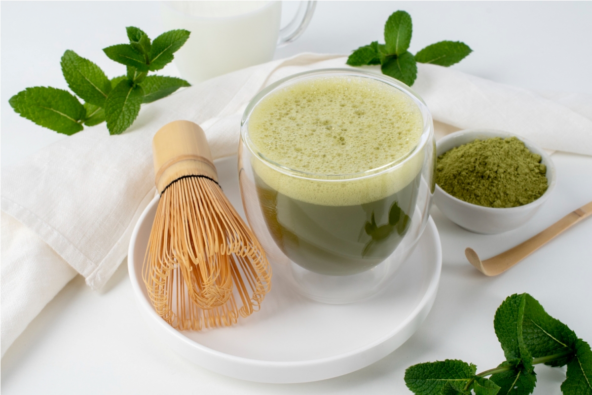 Matcha, minuman hijau yang memiliki banyak manfaat bagi tubuh.