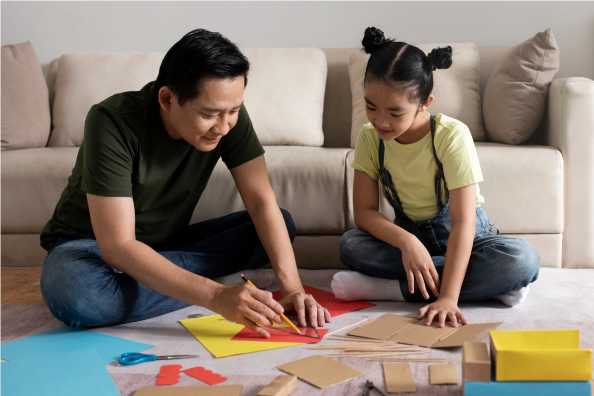Cara orang tua menggali potensi anak di rumah.