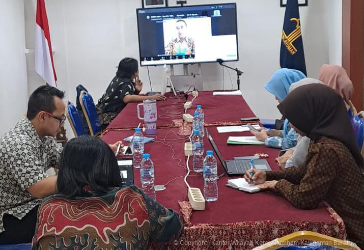 Kanwil Kemenkum Kalbar menggelar rapat harmonisasi Raperwil Singkawang pada Kamis (18/9).