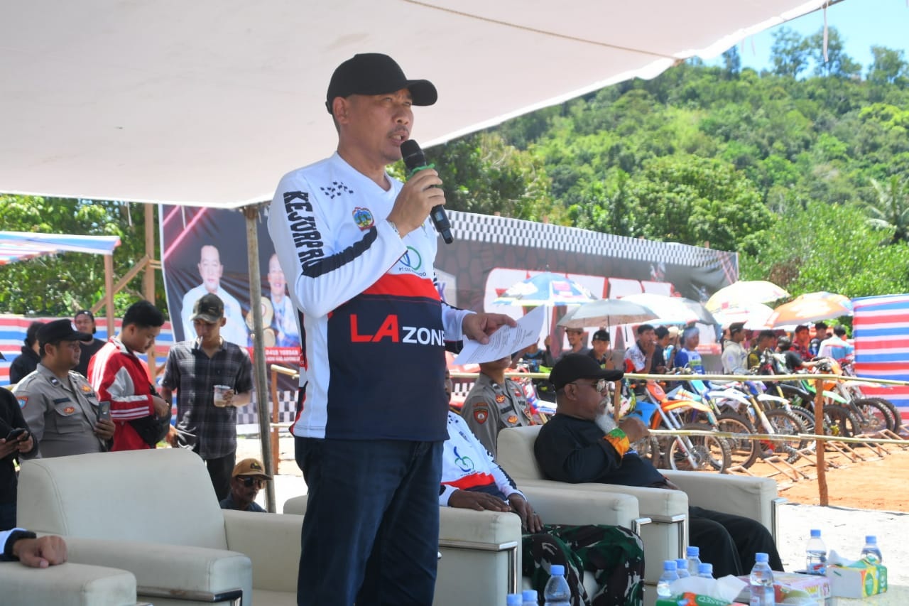 GRASSTRACK: Kejuaraan Kayong Utara Grasstrack Championship 2025, berlangsung di Pantai Pulau Datok, Sukadana, Minggu (21/9).
