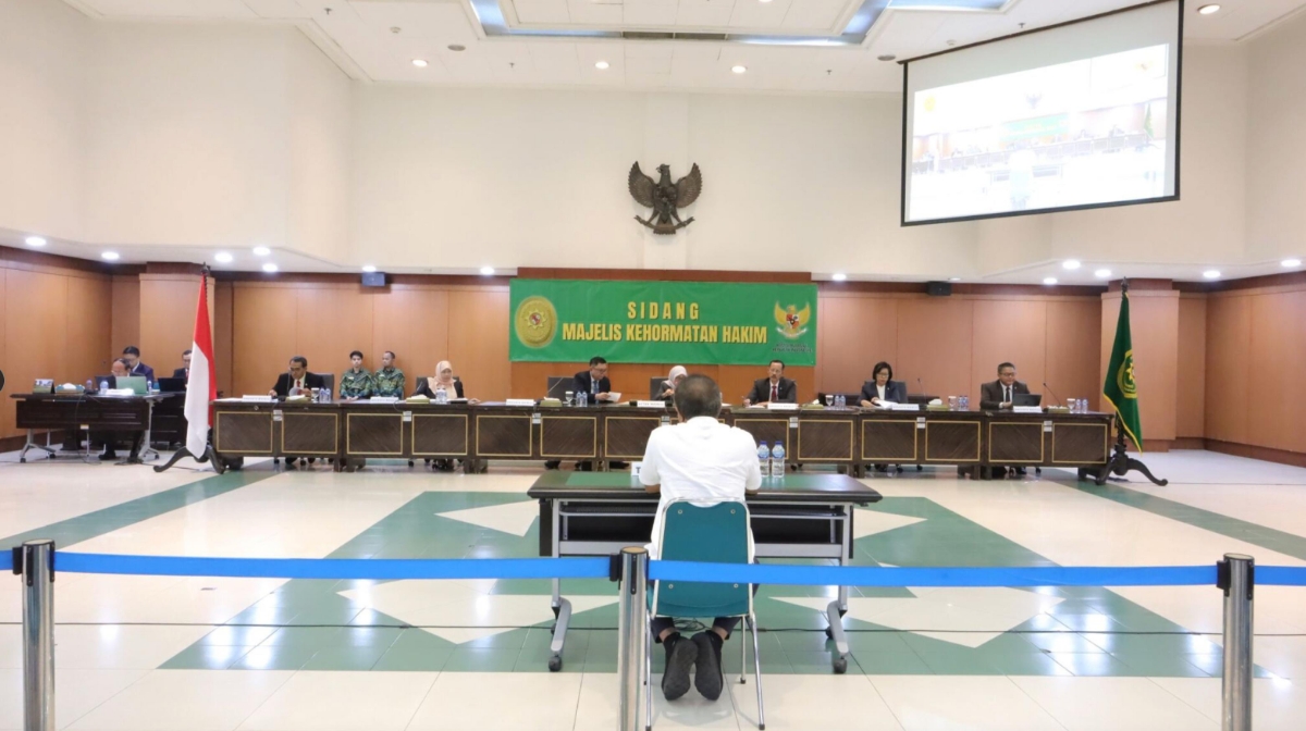 Komisi Yudisial (KY) dan Mahkamah Agung (MA) menggelar dua sidang Majelis Kehormatan Hakim (MKH) di Gedung MA, Jakarta.
