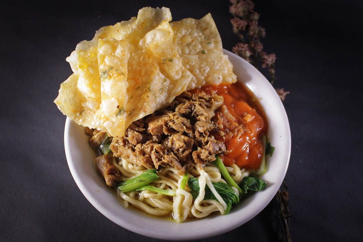 Ilustrasi mie ayam jamur.