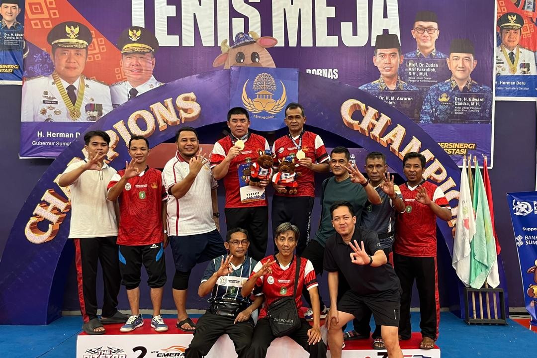 Kontingen Tenis Meja Kalbar meraih medali perunggu di Pornas Korpri XVII Palembang.