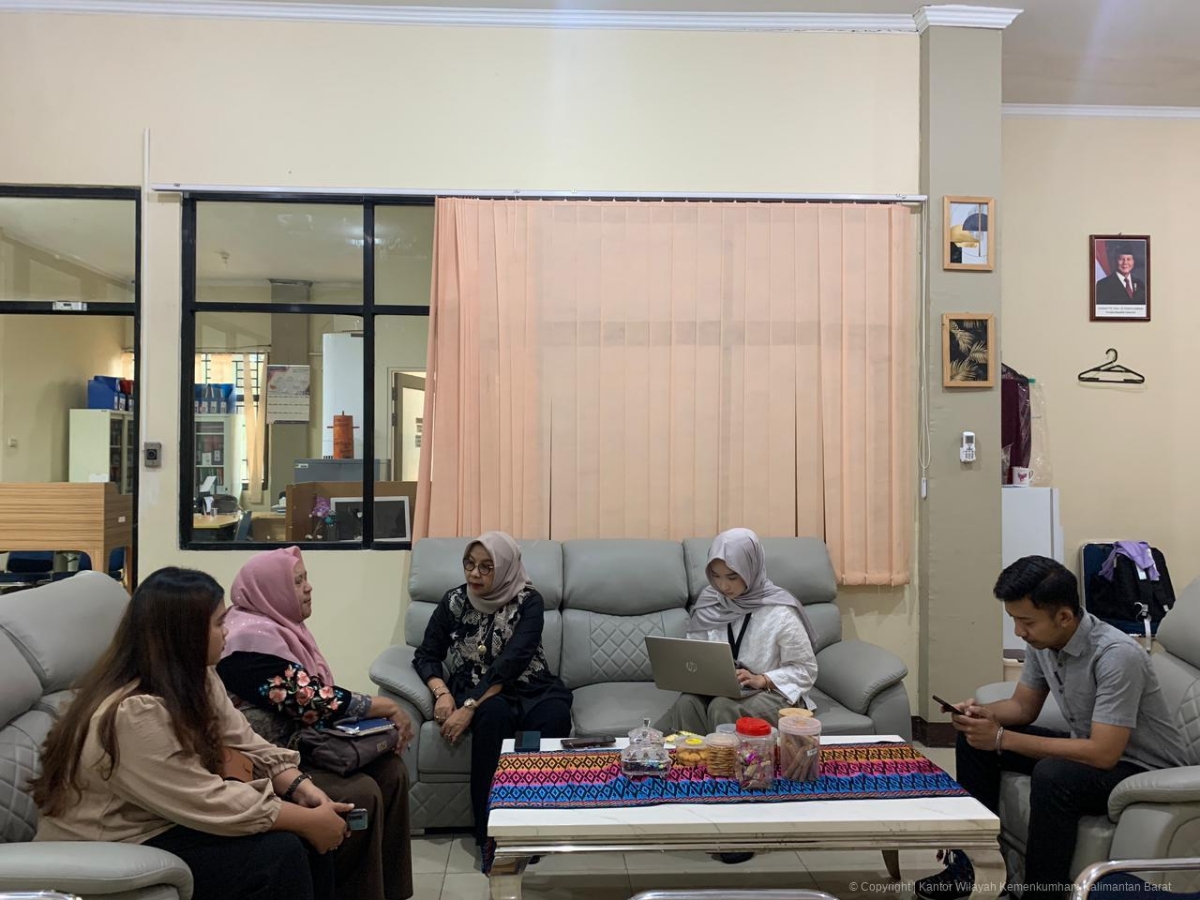 Kanwil Kemenkum Kalimantan Barat menerima audiensi BRIN pada Jumat (10/10).