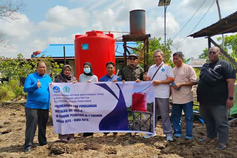 Kunjungan Tim PKM dosen Jurusan Teknik Arsitektur Politeknik Negeri Pontianak ke Pondok Pesantren Al-I