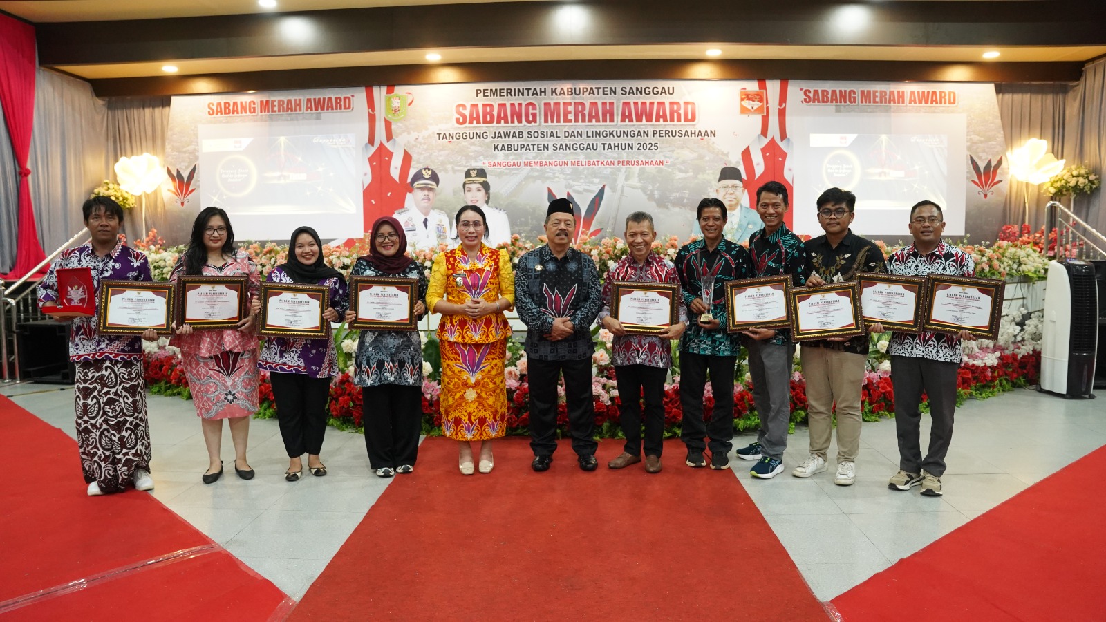 ANTAM Tbk UBPB Kalimantan Barat (ANTAM) raih prestasi CSR terbaik di Sabang Merah Award 2024.