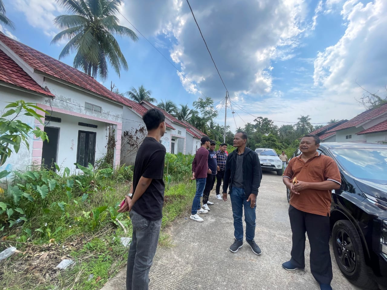 Tukirin Suryo Adinagoro, pengembang perumahan yang tergabung dalam Asosiasi Pengusaha Perumahan Indonesia (APPERINDO).