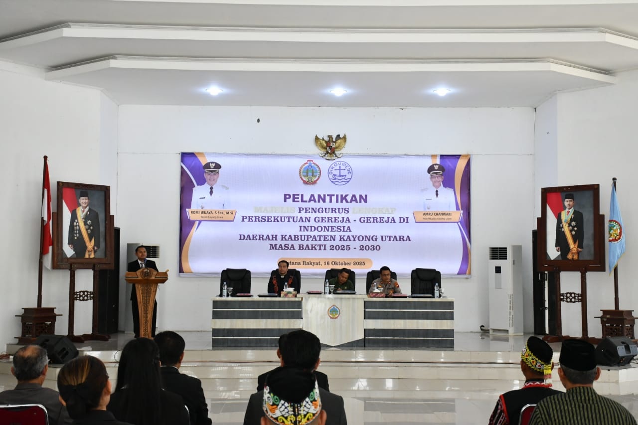 PGID : Pelantikan Pengurus Persekutuan Gereja-Gereja di Indonesia Daerah (PGID) Kabupaten Kayong Utara. Foto Prokopim
