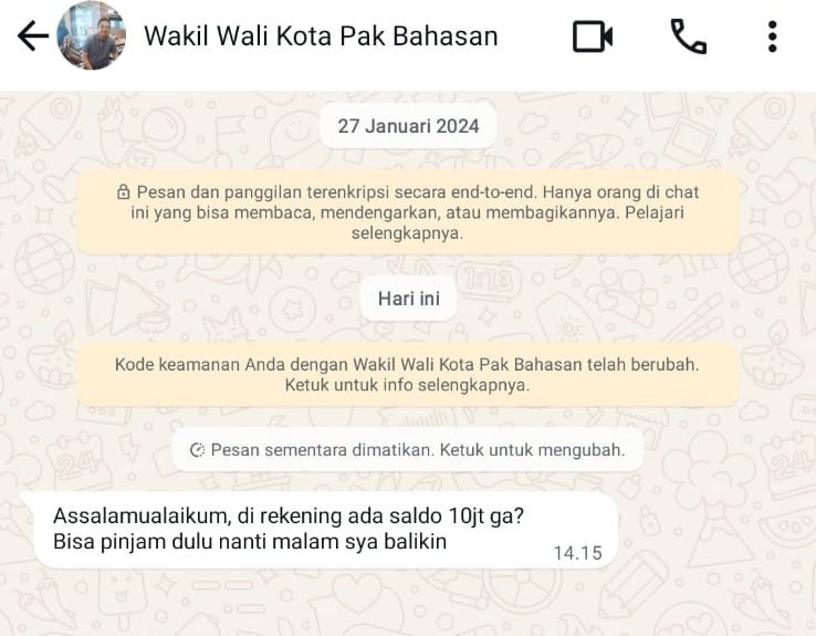 Tangkapan layar pesan dari akun WhatsApp Wakil Wali Kota Pontianak Bahasan yang diretas meminta sejumlah uang.