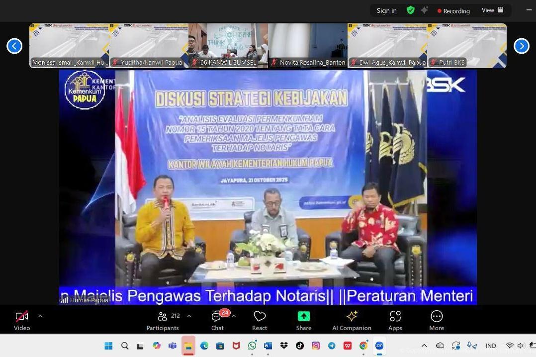 Kanwil Kemenkum Kalbar mengikuti diskusi strategi kebijakan hukum secara daring pada Selasa (21/10).