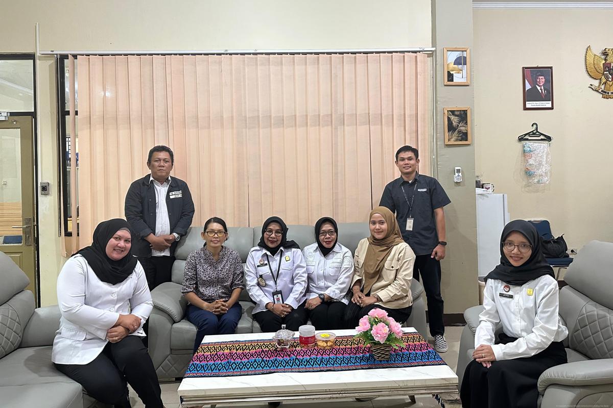 Kanwil Kemenkum Kalbar menerima kunjungan Balitbang Ketapang pada Rabu (22/10).