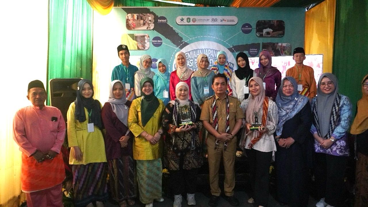 Verifikasi Lapangan Lomba Perpustakaan Desa/Kelurahan Wilayah III Tingkat Nasional di Perpustakaan Fitrah Berkah Insani Kelurahan Sungai Jawi Dalam.