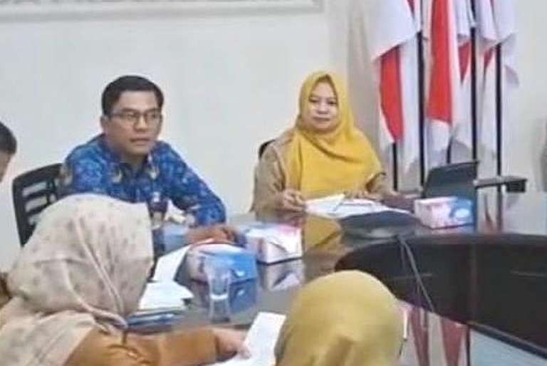 Biro Hukum Setda Provinsi Kalbar menggelar rapat pembahasan Raperbup Melawi tentang bantuan pendidikan dokter spesialis pada Selasa (28/10).