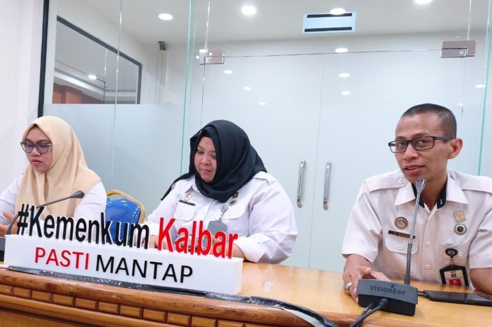 Kanwil Kemenkum Kalbar menggelar rapat harmonisasi Raperda Ketapang pada Rabu (29/10).