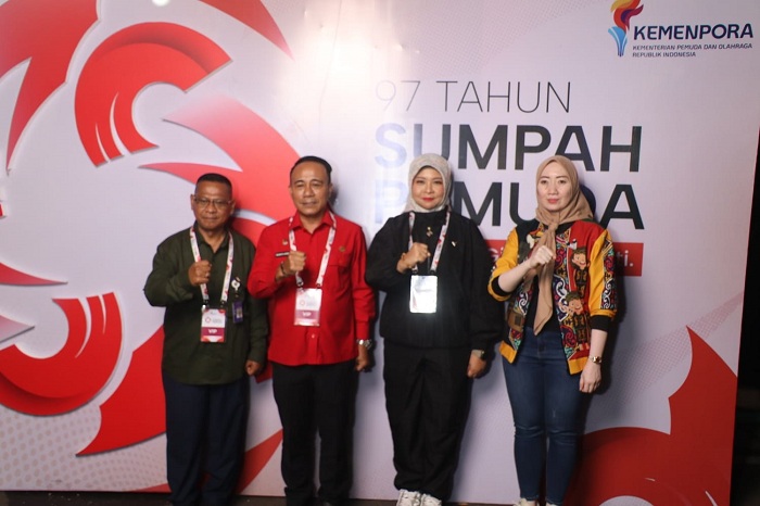 HADIR: Wakil Gubernur Kalbar Krisantus dan Kepala Dinas Kepemudaan, Olahraga, dan Pariwisata Kalbar Windy Prihastari, beserta jajarannya menghadiri puncak Peringatan Hari Sumpah Pemuda ke-97 di GBK, J