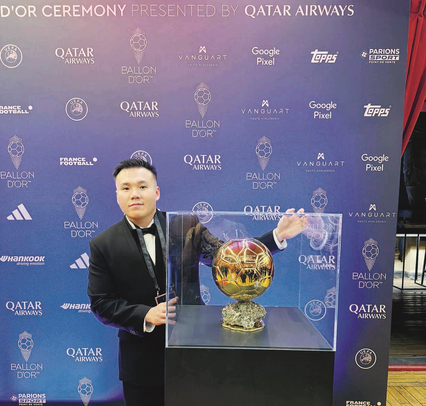 PENGALAMAN BERKESAN: Gilbert Garlycia dan trofi Ballon d