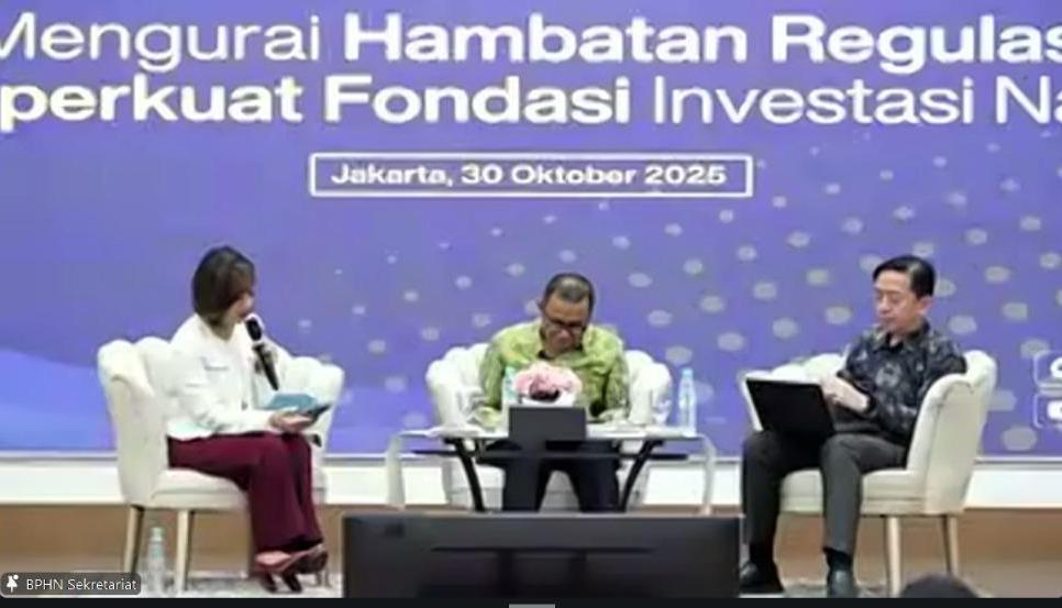 Kanwil Kemenkum Kalbar mengikuti forum diskusi peningkatan dan pengembangan kapasitas analis huum pada Kamis (30/10).