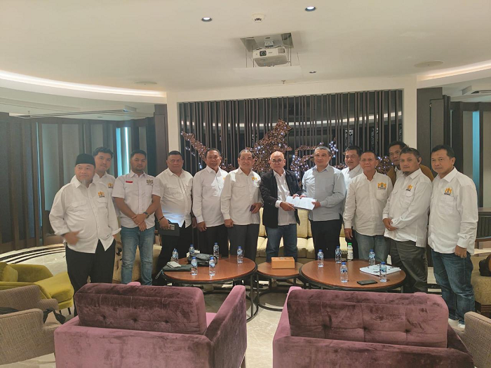 Pertemuan resmi antara pengurus Kadin Kalbar hasil Musprovlub dan Kadin Indonesia di Menara Kadin, Jakarta.