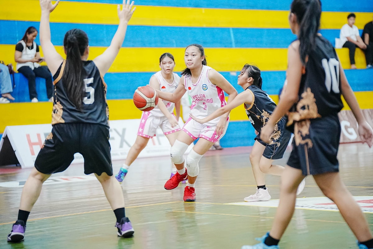 Pertandingan Wali Kota Cup 2025 antara SMP Pelita Cemerlang melawan SMP Kristen Maranatha.