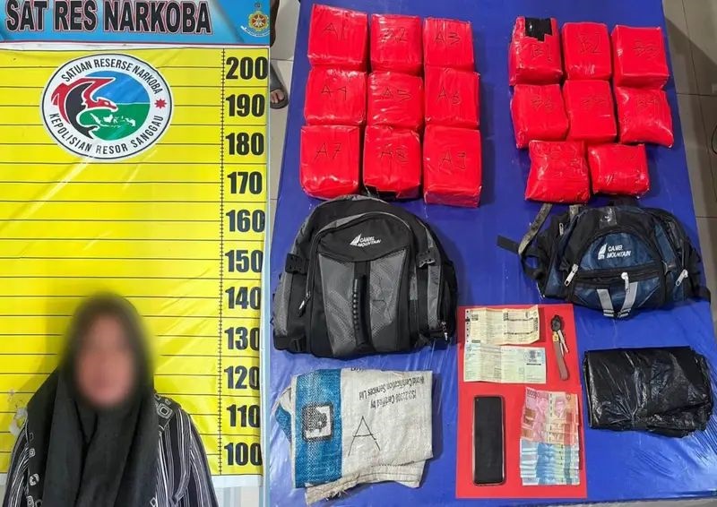 DIAMANKAN: Polres Sanggau mengamankan seorang perempuan berinisial HM (47), warga Kecamatan Kubu, Kabupaten Kubu Raya, yang membawa 18 kilogram sabu.