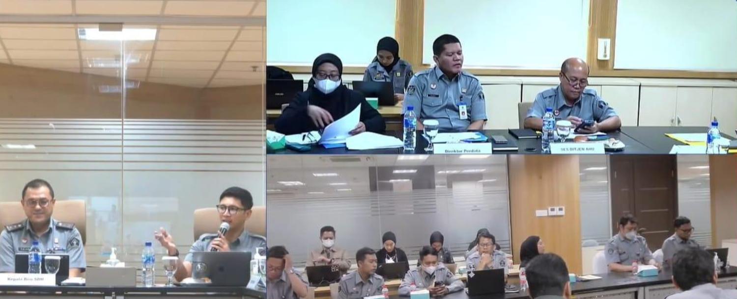 Kanwil Kemenkum Kalbar mengikuti uji publik rancangan PermenPANRB pada Senin (3/11).