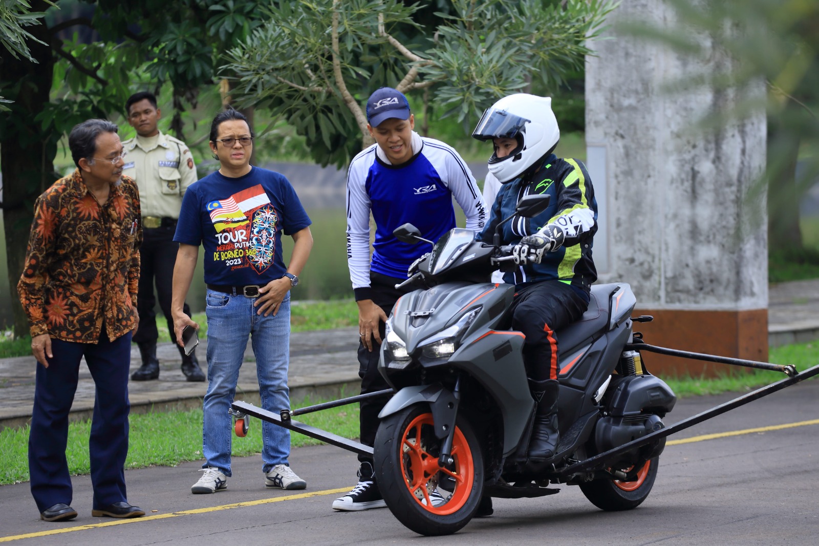 Pelatihan Safety Riding oleh Yamaha dan BOSCH.