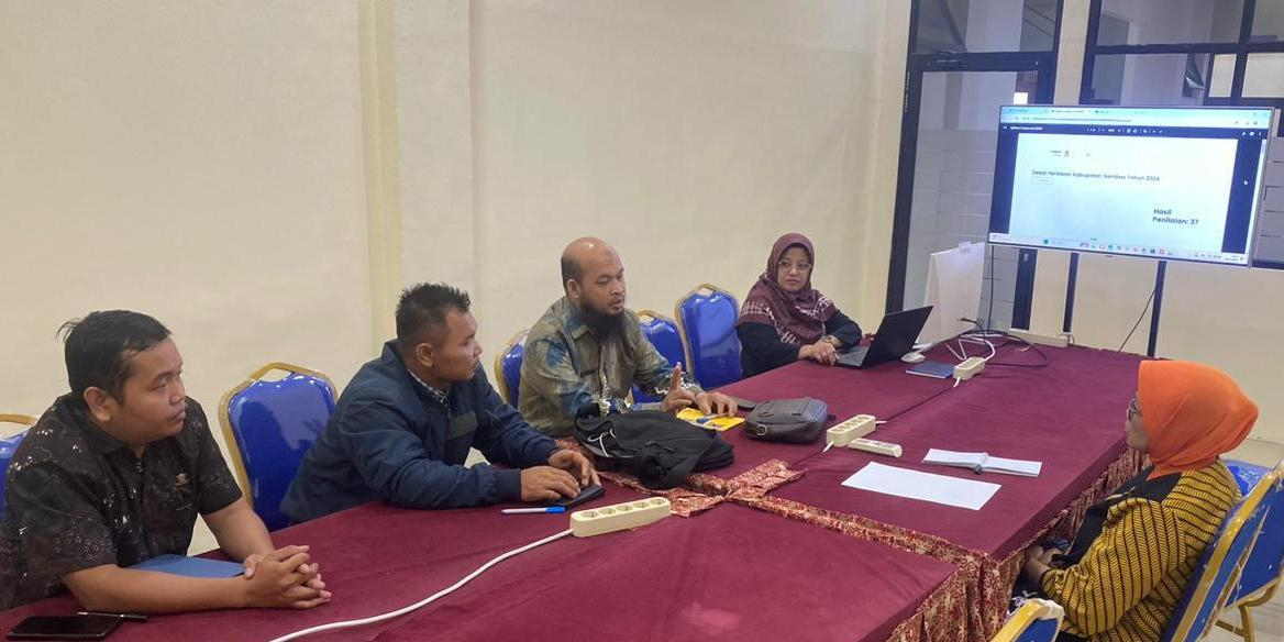 Kanwil Kemenkum Kalbar menerima kunjungan dari Pemkab Sambas pada Kamis (6/11).