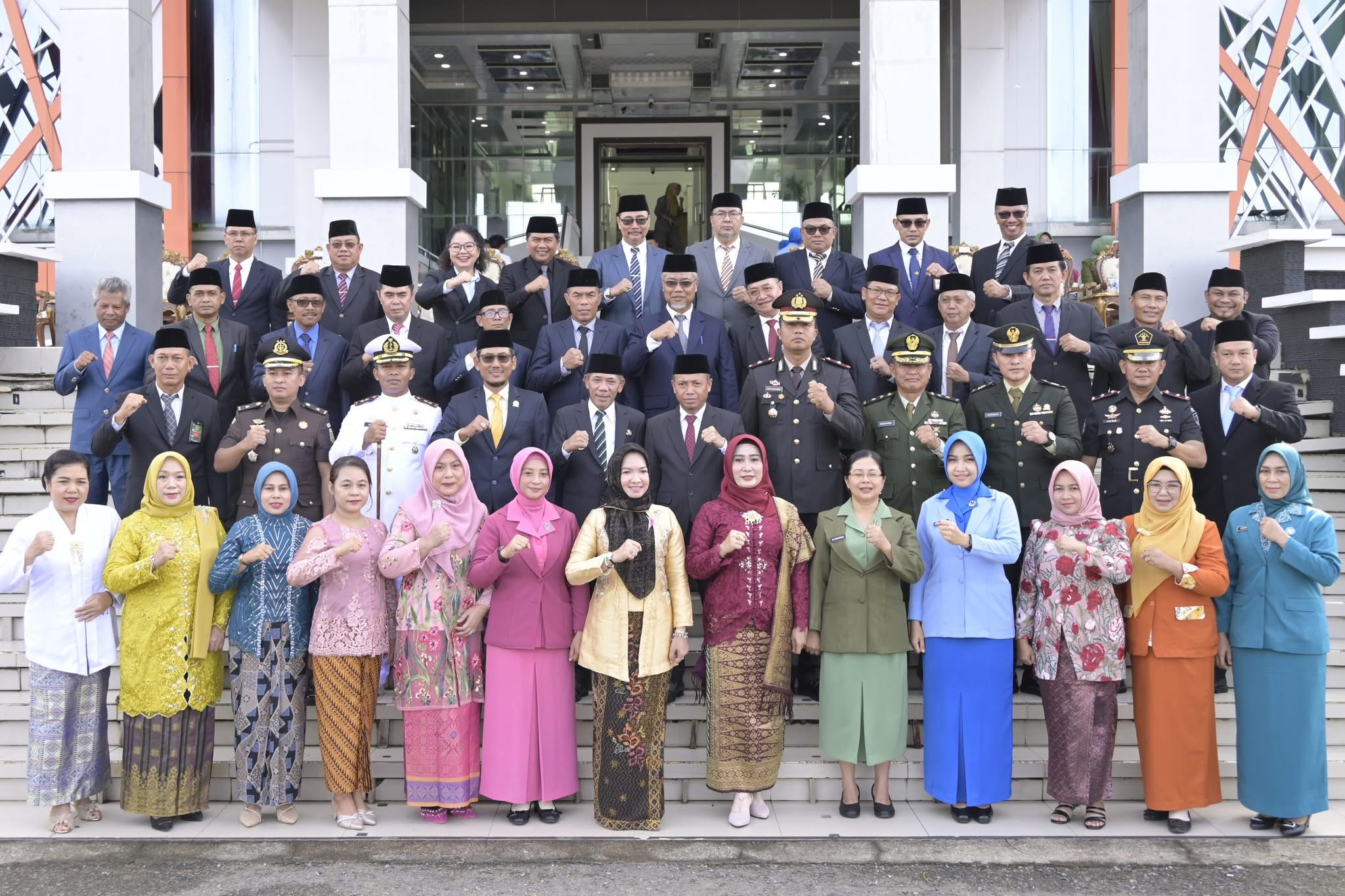UPACARA : Wabup Ketapang, Jamhuri, memimpin upacara peringatan Hari Pahlawan Nasional 2025, Senin (10/11).