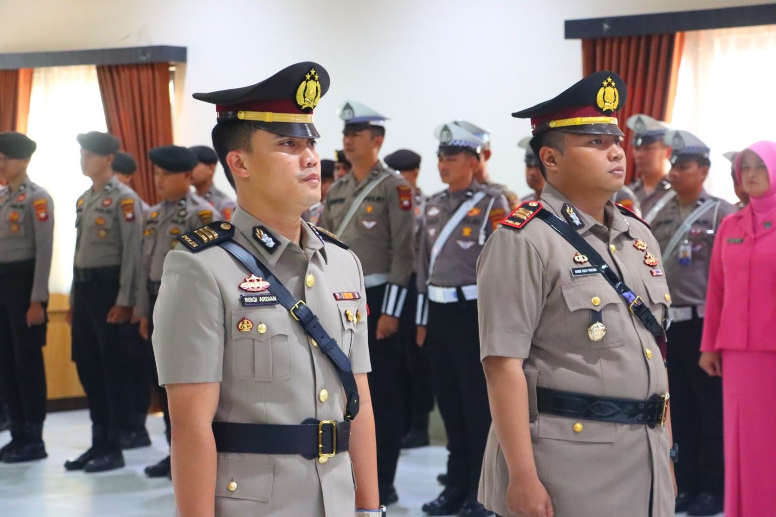 SERTIJAB: Kasatlantas Polres Sambas berganti, kegiatan sertijab digelar yang langsung dipimpin Kapolres Sambas.