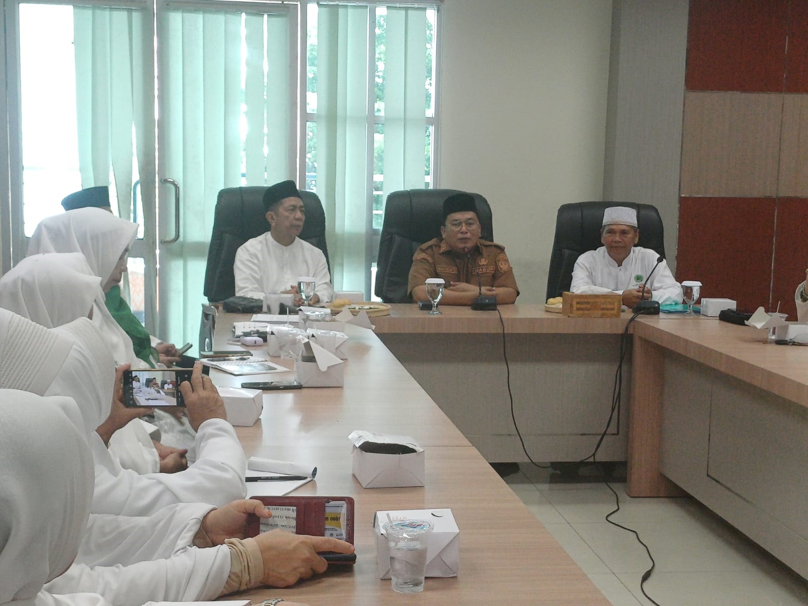 ARAHAN: Wakil Bupati Kubu Raya, Sukiryanto, memberikan arahan dalam Rakerda IPHI Kubu Raya, Selasa (11/11).