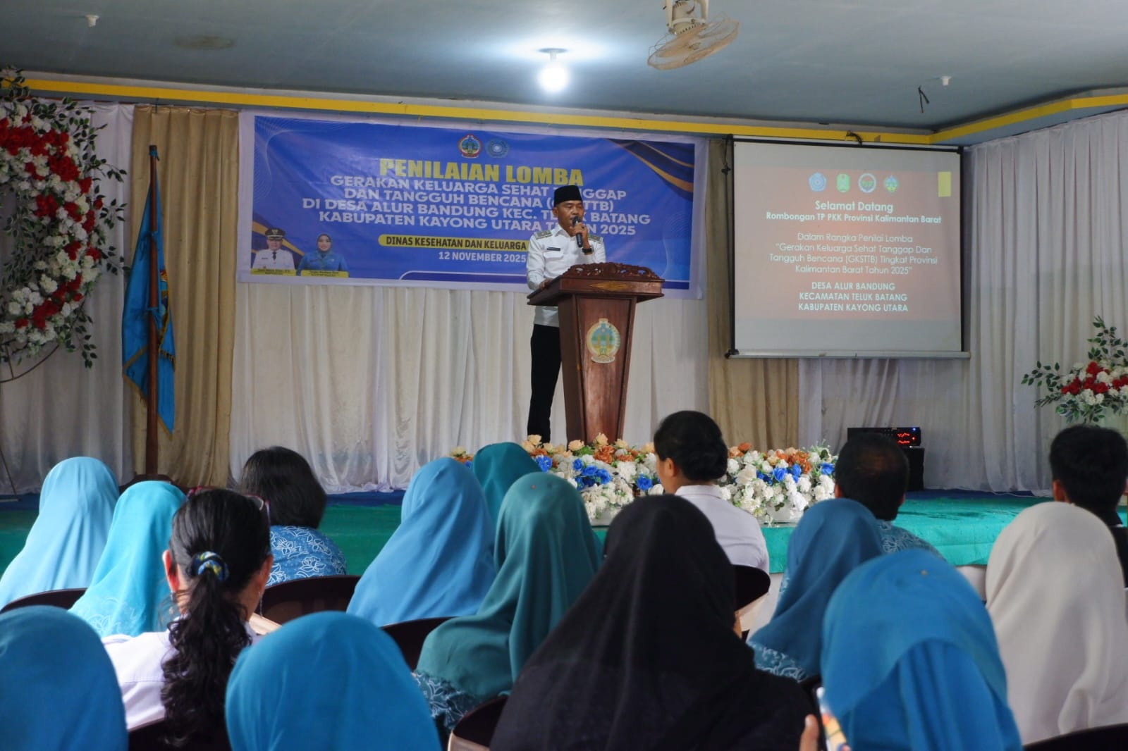 SEHAT : Penilaian Lomba Gerakan Keluarga Sehat, Tanggap, dan Tangguh Bencana, yang berlangsung di Desa Alur Bandung, Kecamatan Teluk Batang.