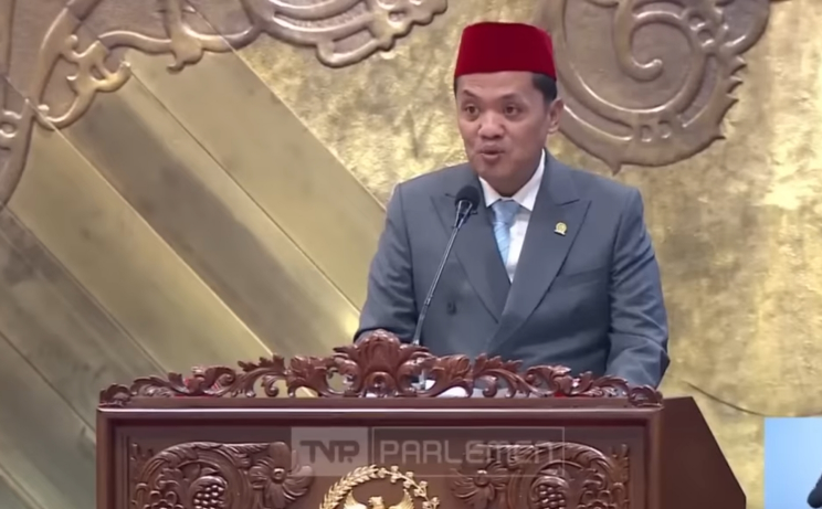 Ketua Komisi III DPR RI Habiburokhman menyampaikan klarifikasi hoaks KUHAP baru dalam Sidang Paripurna.(Foto: Skrinsut YouTube TV Parlemen]