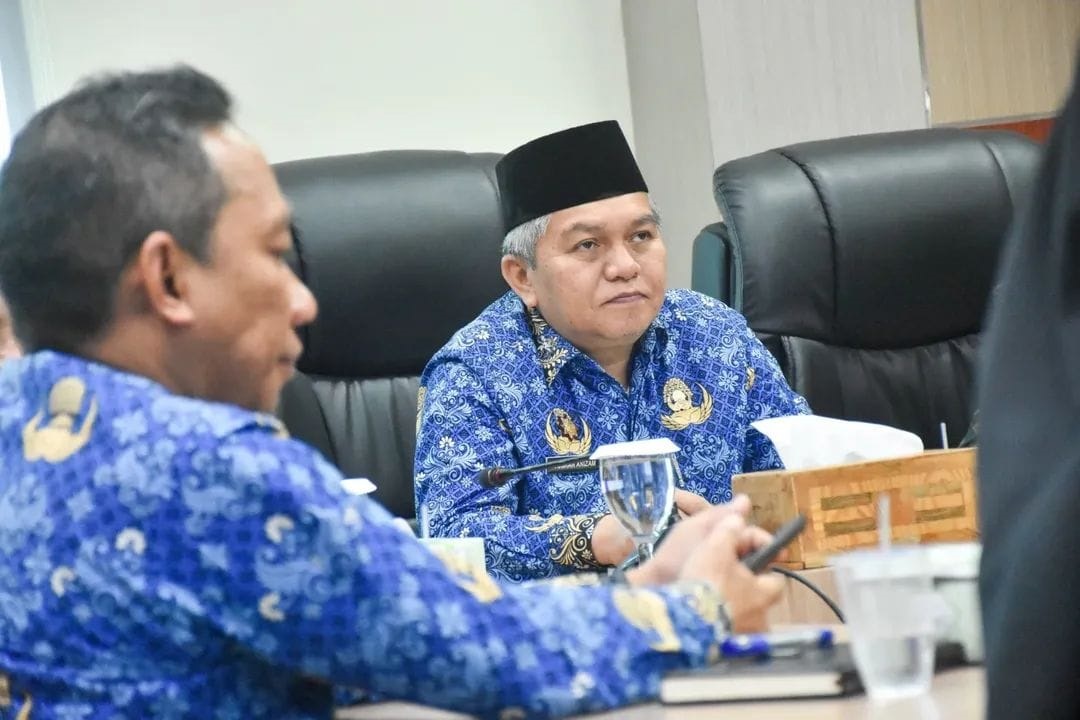 Sekda Kubu Raya Yusran Anizam mengikuti rapat koordinasi pengendalian inflasi dan pelaksanaan program MBG.