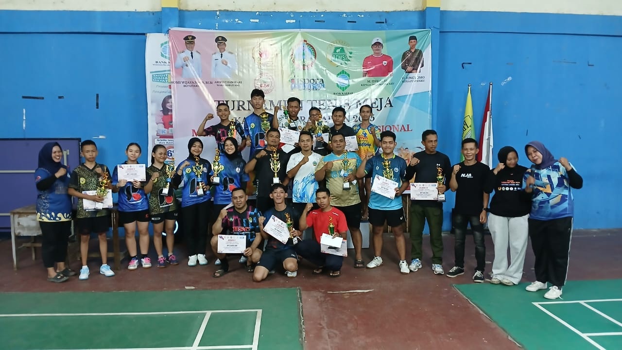 Persatuan tenis meja seluruh Indonesia (PTMSI) Kabupaten Kayong Utara (KKU) pada turnamen se Kalbar.