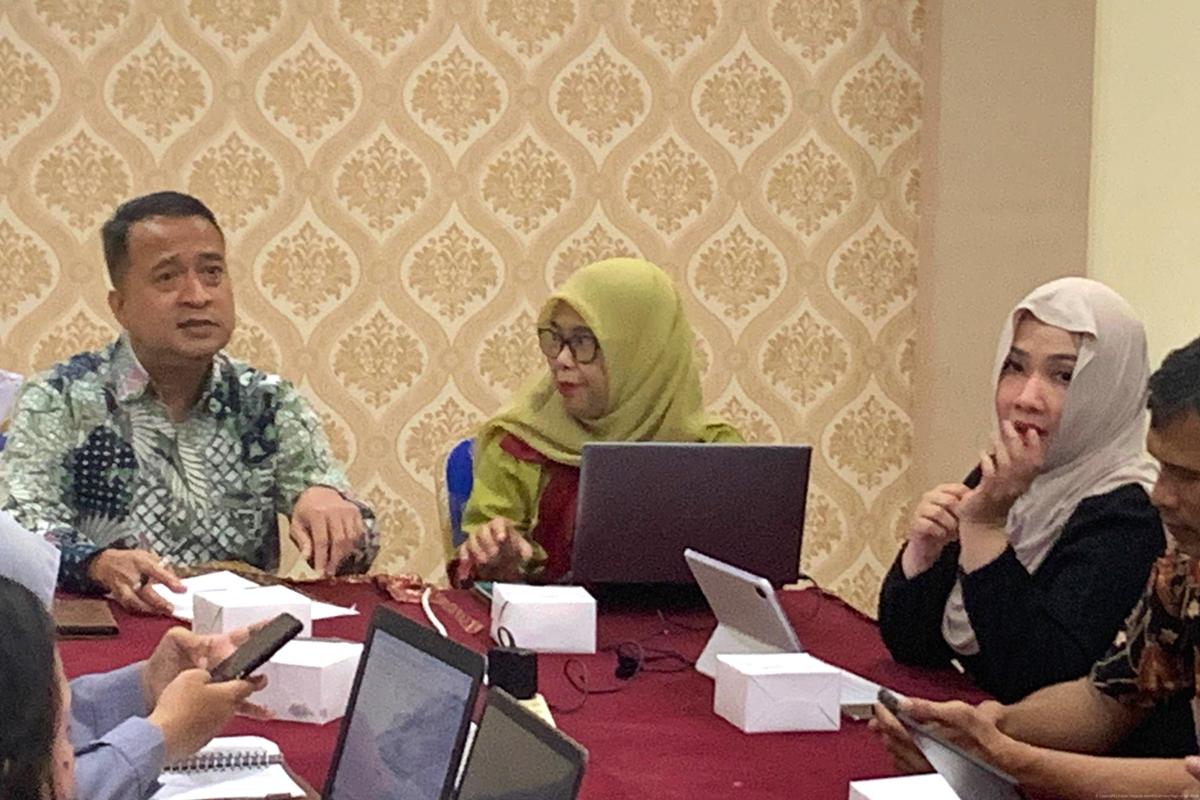 Kanwil Kemenkum Kalbar menggelar diskusi internalisasi permasalahan hukum pada Kamis (20/11).