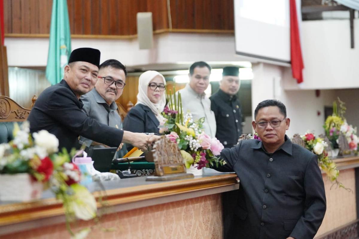 Fraksi-Fraksi di DPRD Provinsi Kalimantan Barat memberikan banyak masukan, kritikan dan masukan terkait APBD 2026, yang sudah disepakati eksekutif-legislatif.
