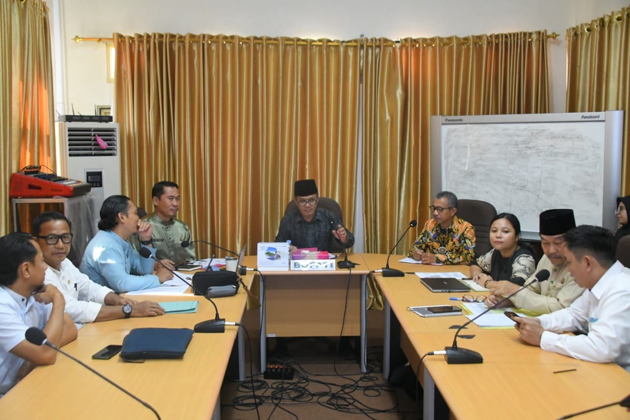 TPID : Rapat Pleno Tim Pengendalian Inflasi Daerah (TPID) di Kayong Utara.