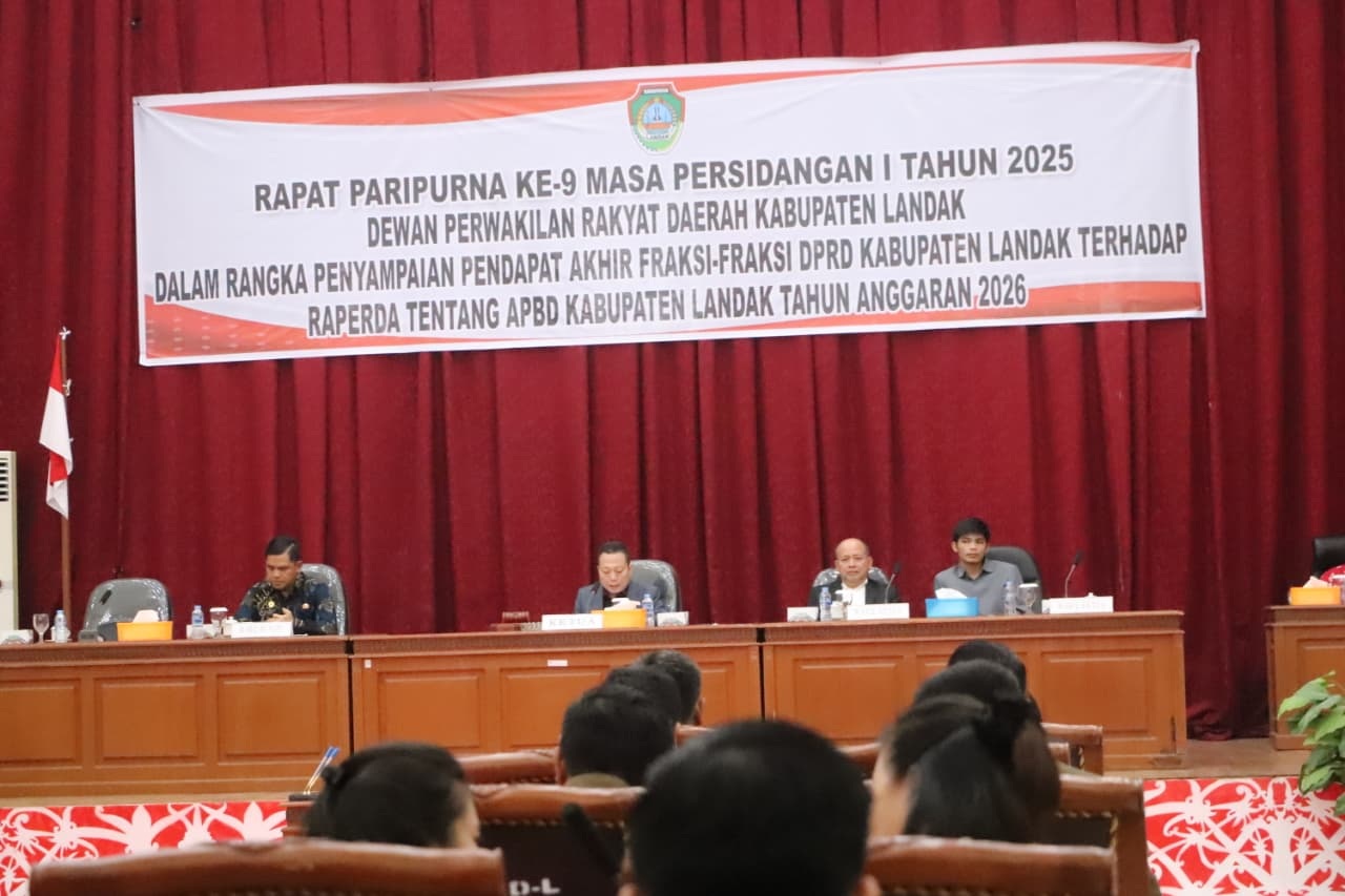 SIDANG : Susana sidang paripurna DPRD Landak dalam agenda Penetapan APBD 2026 di kantor DPRD Landak.