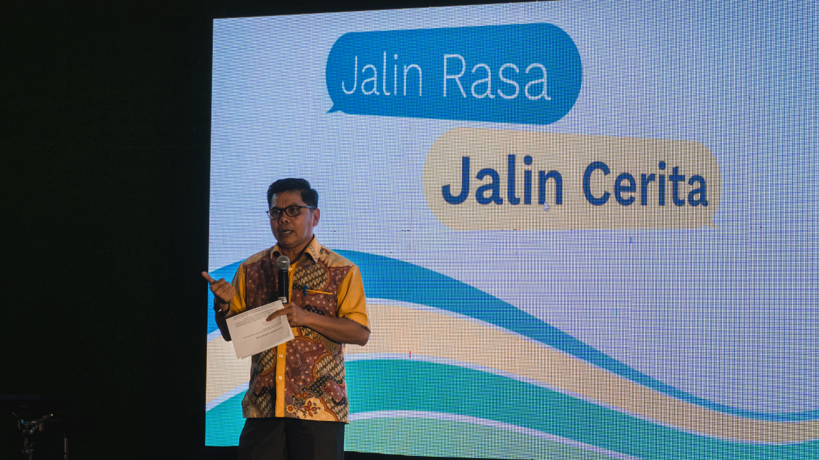 Direksi DIB, Rasnius Pasaribu saat memaparkan perkembangan Proyek Strategis Nasional Kawasan Industri Pulau Penebang di Pontianak, Jumat (28/11).