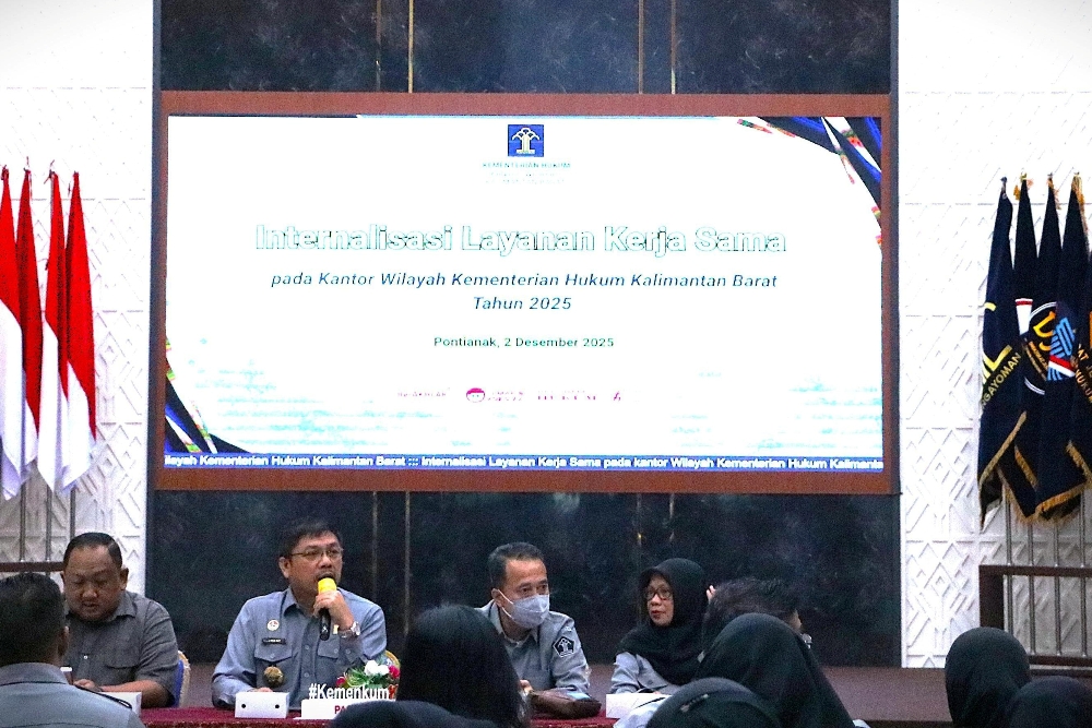 Kanwil Kemenkum Kalbar menggelar internalisasi dan evaluasi pembangunan zona integritas pada Selasa (2/12).
