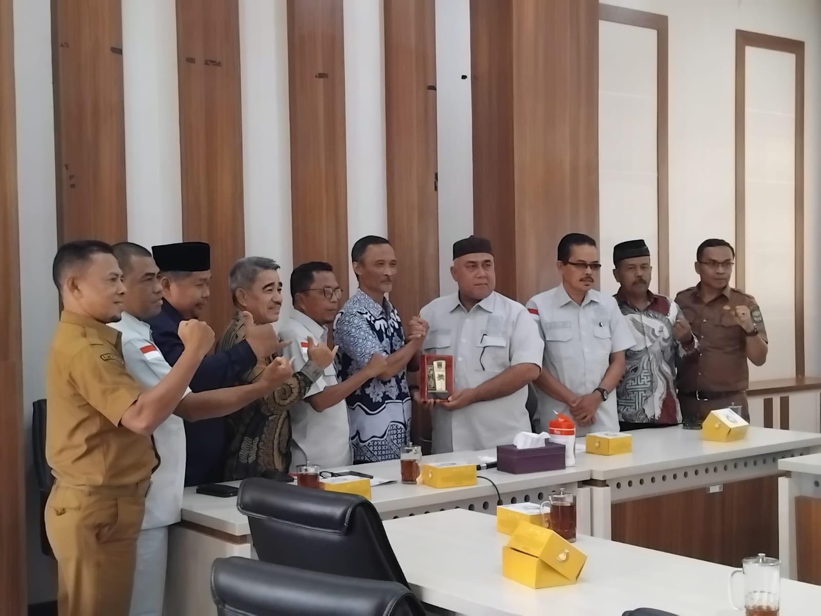 KUNKER: Sejumlah anggota Komisi I dan IV DPRD Padang Pariaman saat melakukan kunjungan kerja ke Sleman, Jogjakarta.