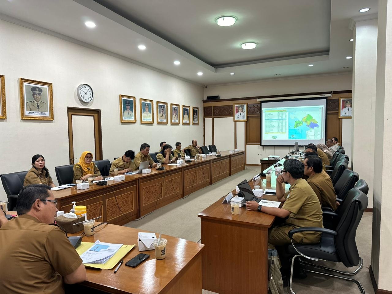 FPRD : Sekretaris Daerah Kabupaten Kayong Utara, Erwin Sudrajat, menghadiri Forum Penataan Ruang Daerah (FPRD) Provinsi Kalimantan Barat.