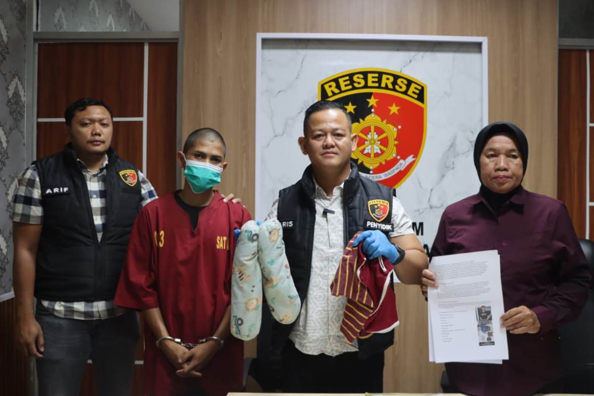 Unit PPA Satreskrim Polresta Pontianak menggelar konferensi pers terkait kasus pembunuhan seorang balita, Rabu (3/12).