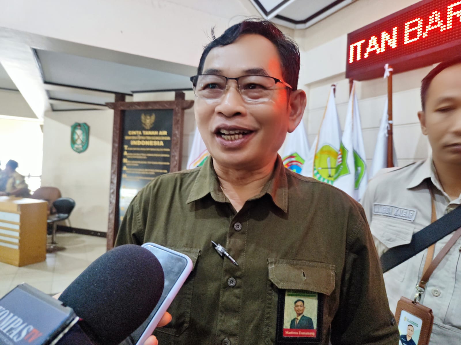 Dirut Perseroda Jamkrida Kalbar, Martinus Damamang.
