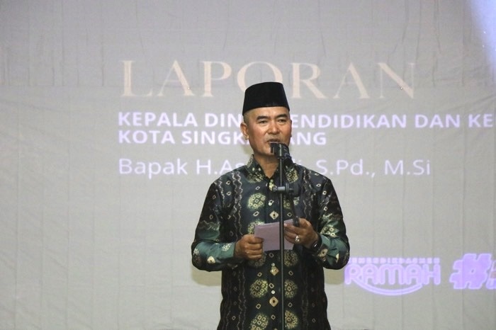 Asmadi, Kadisdikbud Singkawang.